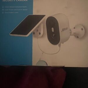 Wireless Outdoor Weatherproof  WiFi  Security Camera w/ Solar Panel & Nightvison